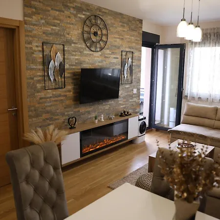 Royal73 Apartment *
